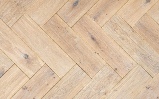 Floer - Verouderd + Wit Geolied - FLR-4005 - Visgraat Rustiek Eiken Multiplank